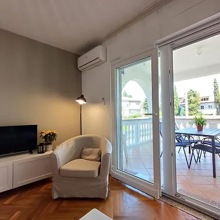 Apartment Family Anna °1 In The Centre Of Krk *